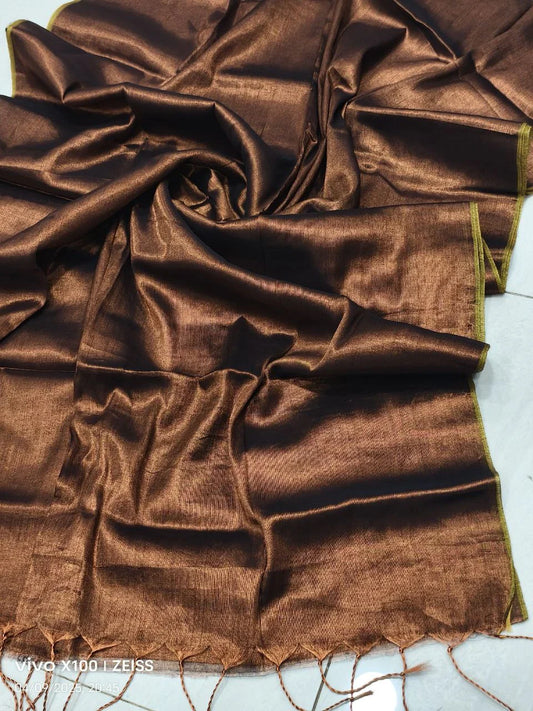 Elegant Dual Tone Shimmer Saree with Soft Silk Finish