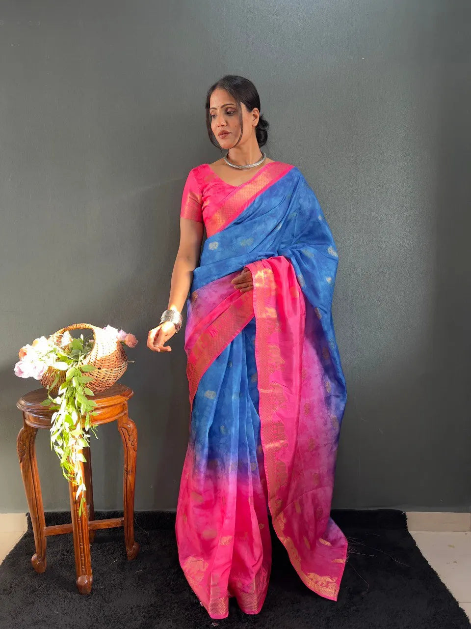 Traditional Handloom Saree with Contrast Pallu