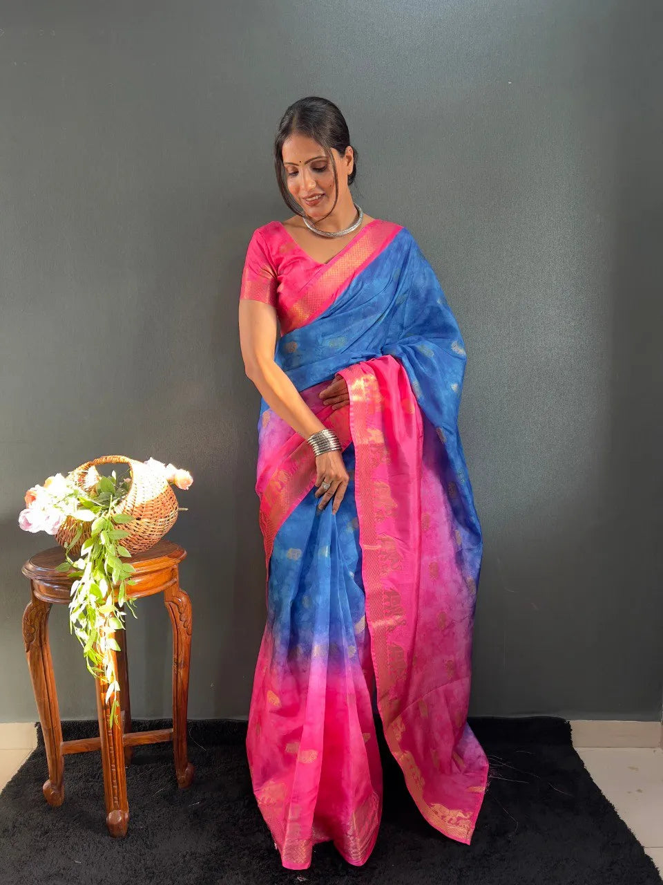 Traditional Handloom Saree with Contrast Pallu