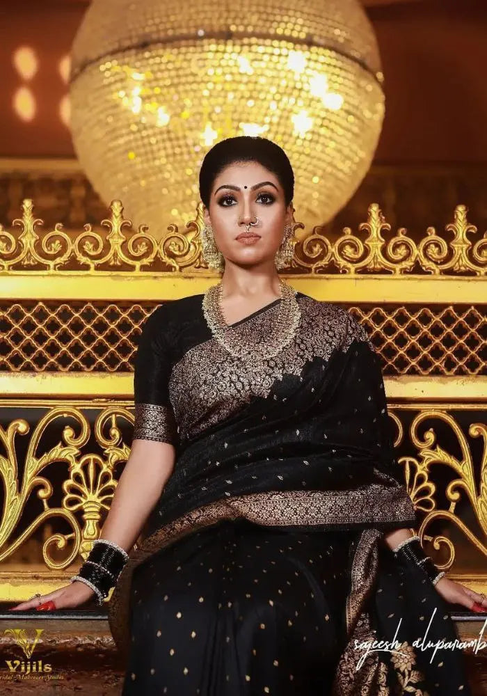 Royal Banarasi Silk Saree with Intricate Zari Weaving