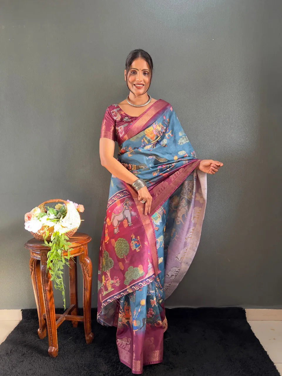 Traditional Handloom Saree with Contrast Pallu