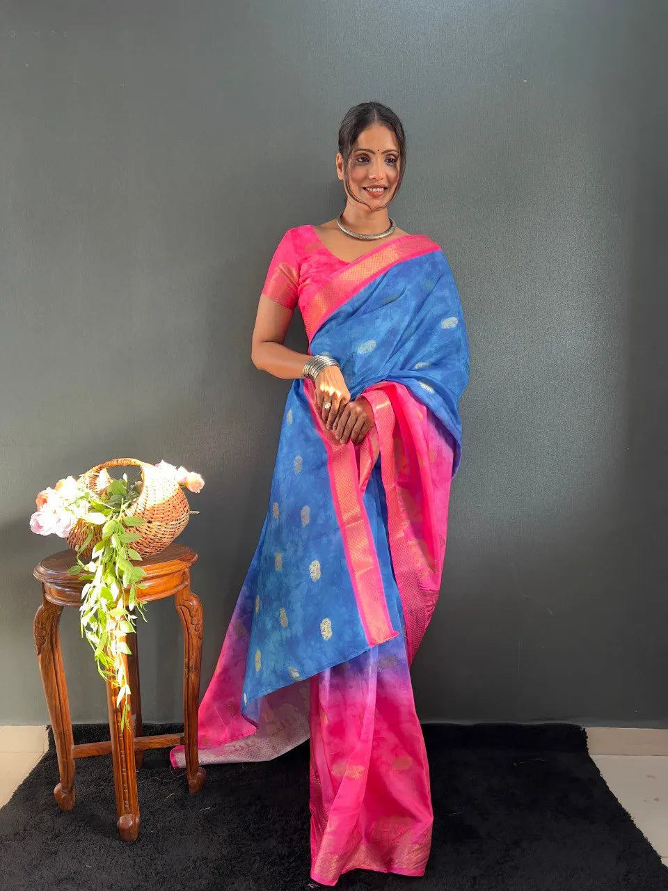 Traditional Handloom Saree with Contrast Pallu