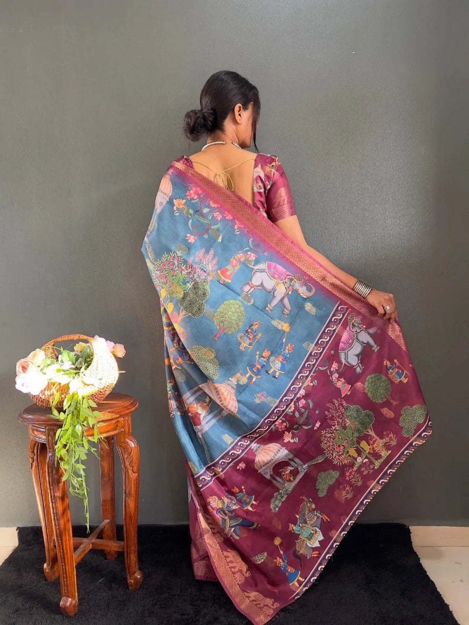 Traditional Handloom Saree with Contrast Pallu