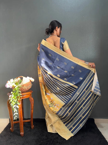 Traditional Handloom Saree with Contrast Pallu