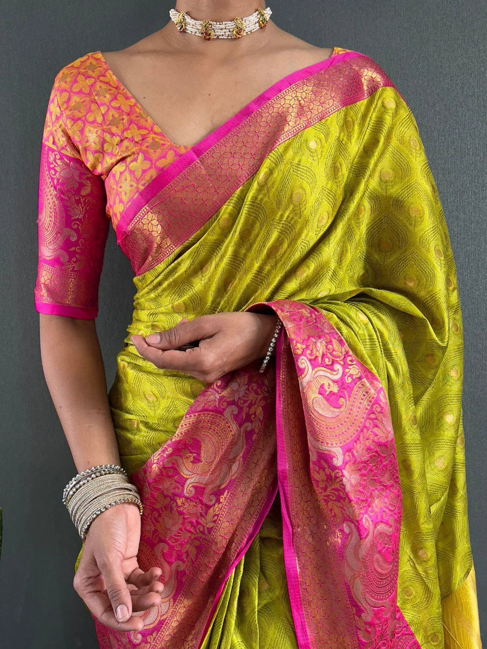 Luxury Silk Saree with Intricate Golden Zari Work