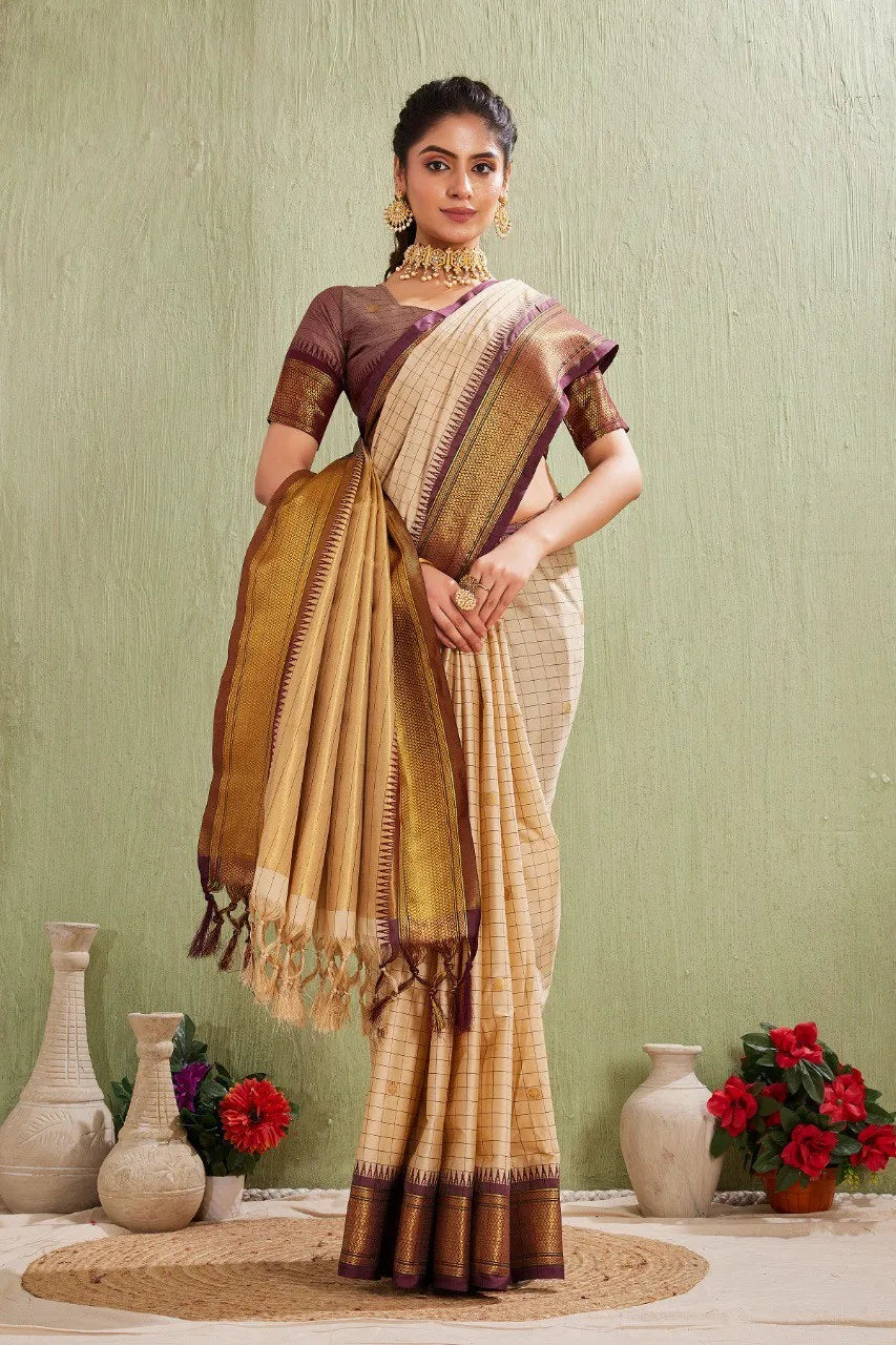 Traditional Kanjivaram Silk Saree with Elegant Checked Zari Design