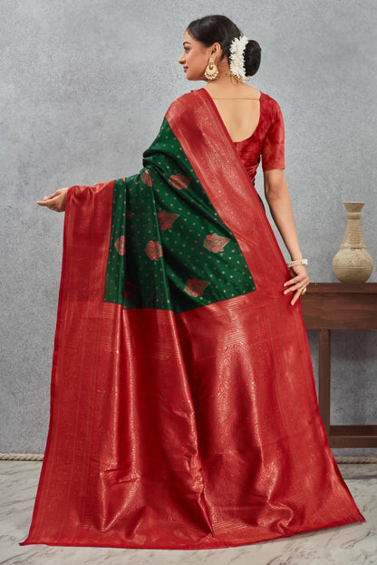 Regal Kanjivaram Silk Saree with Intricate Zari Weave