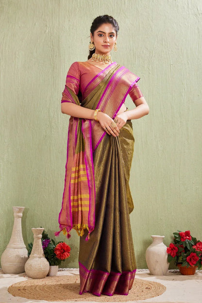 Traditional Kanjivaram Silk Saree with Elegant Checked Zari Design