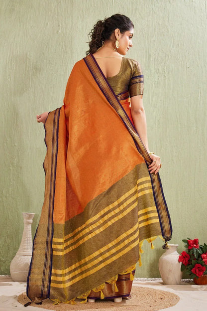 Traditional Kanjivaram Silk Saree with Elegant Checked Zari Design