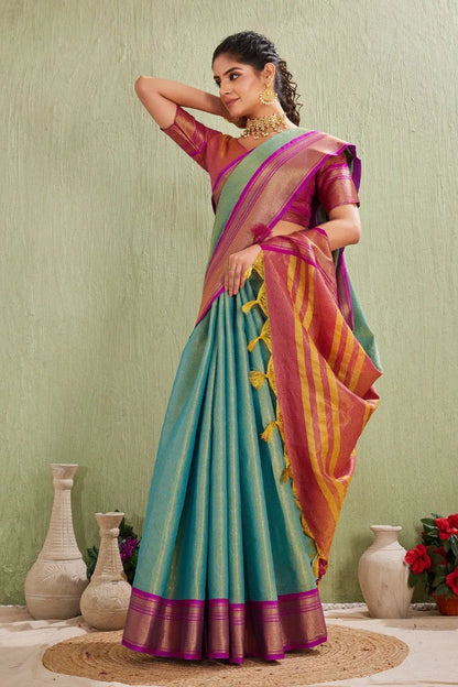 Traditional Kanjivaram Silk Saree with Elegant Checked Zari Design