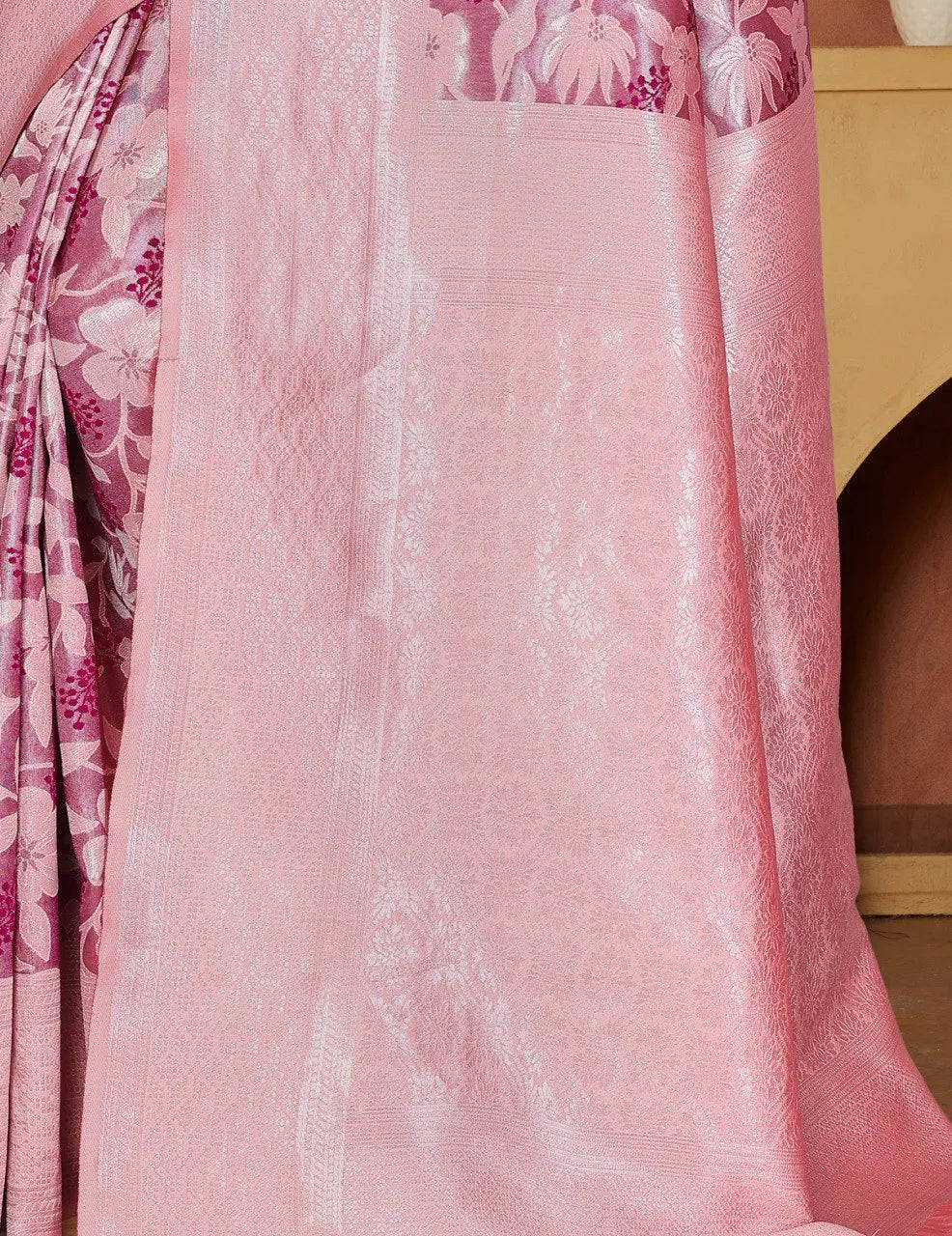 Luxurious Banarasi Silk Saree with Floral Brocade Weaving