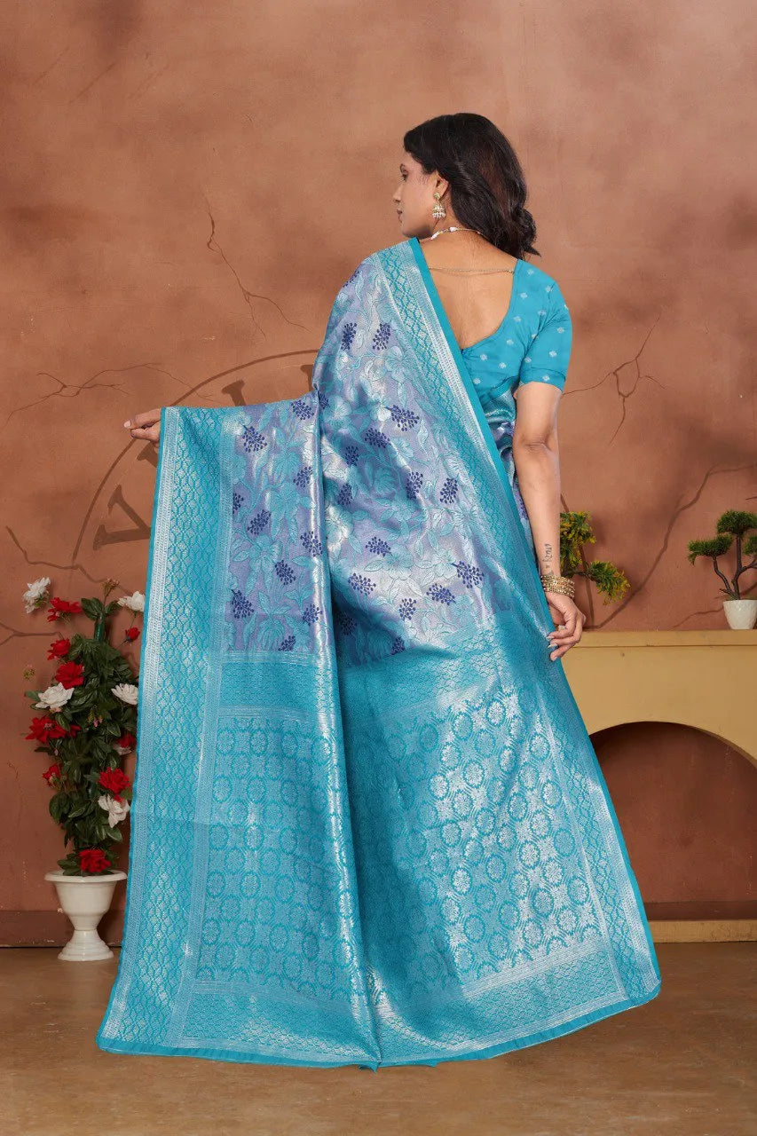 Luxurious Banarasi Silk Saree with Floral Brocade Weaving