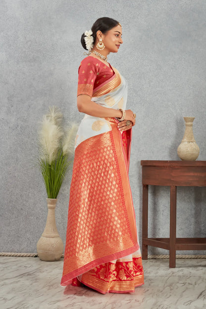 Regal Kanjivaram Silk Saree with Intricate Zari Weave